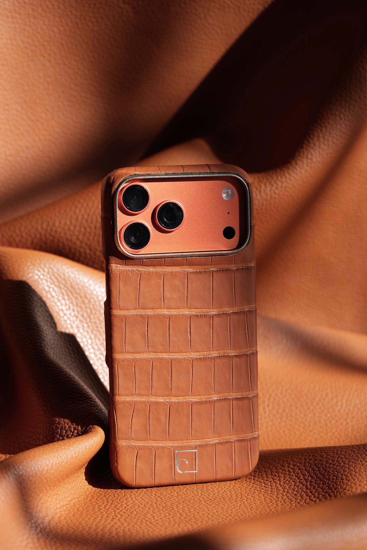 iPhone 16 Pro — Étui classique — Crocodile