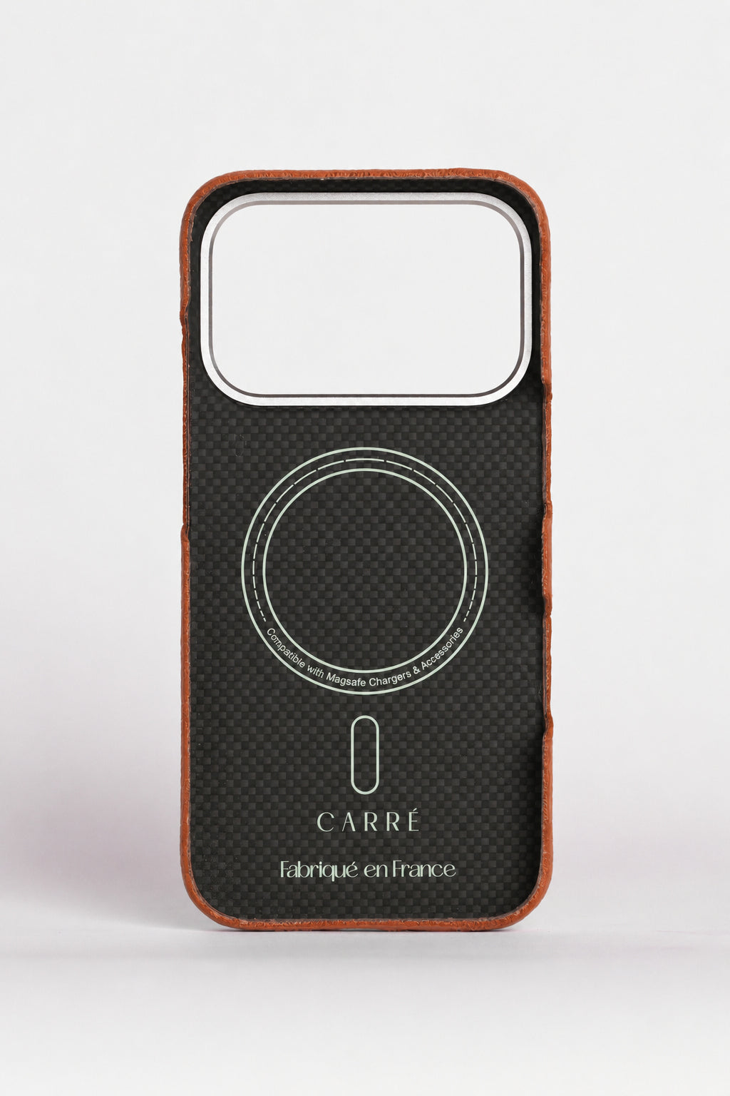 iPhone 17 Pro — Classic Case — Grained Calfskin