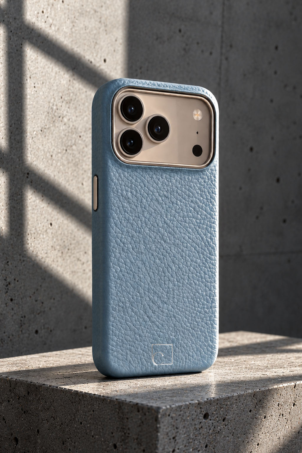 iPhone 16 Pro — Étui classique — Cuir de veau grainé