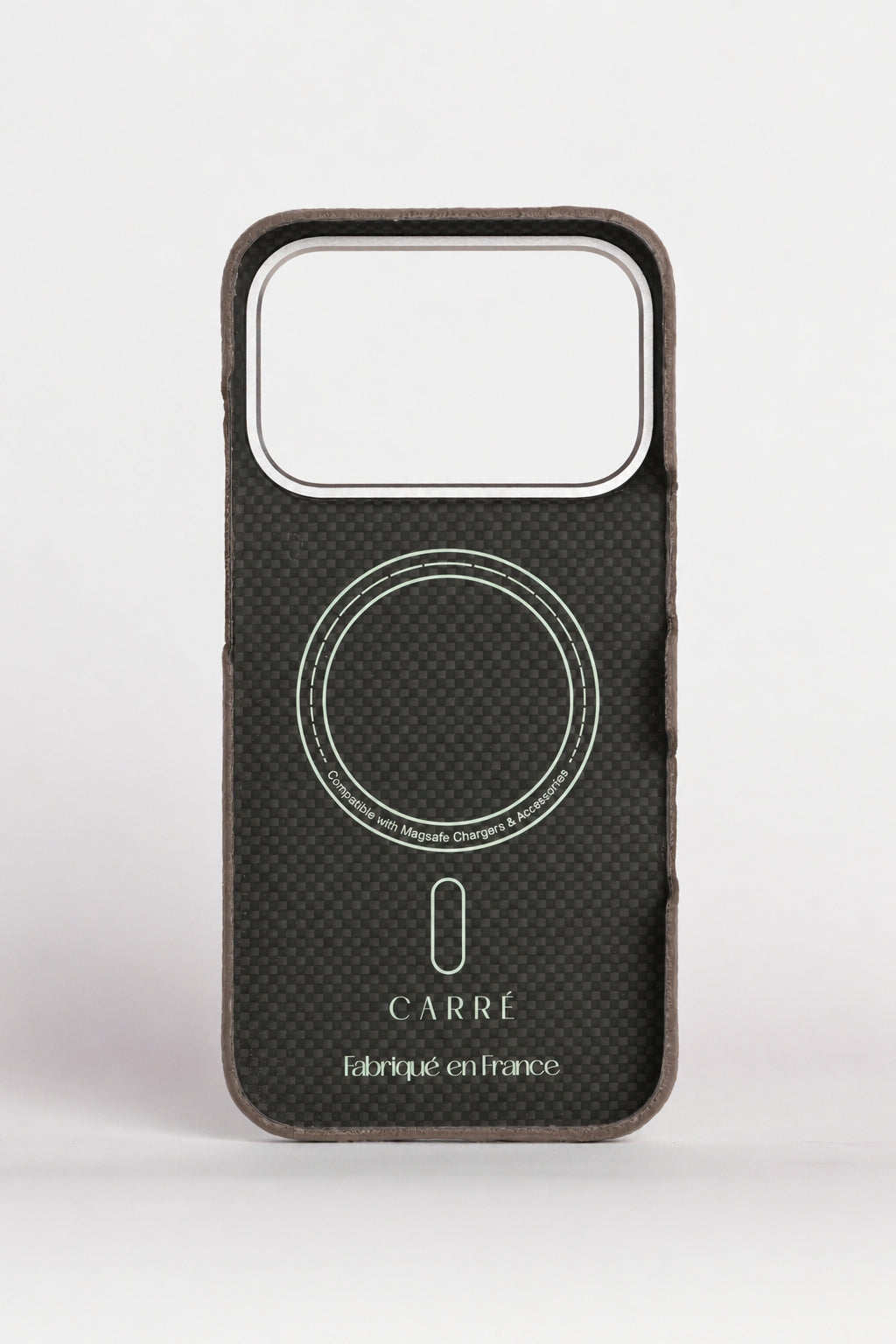 iPhone 16 Pro — Étui classique — Cuir de veau grainé