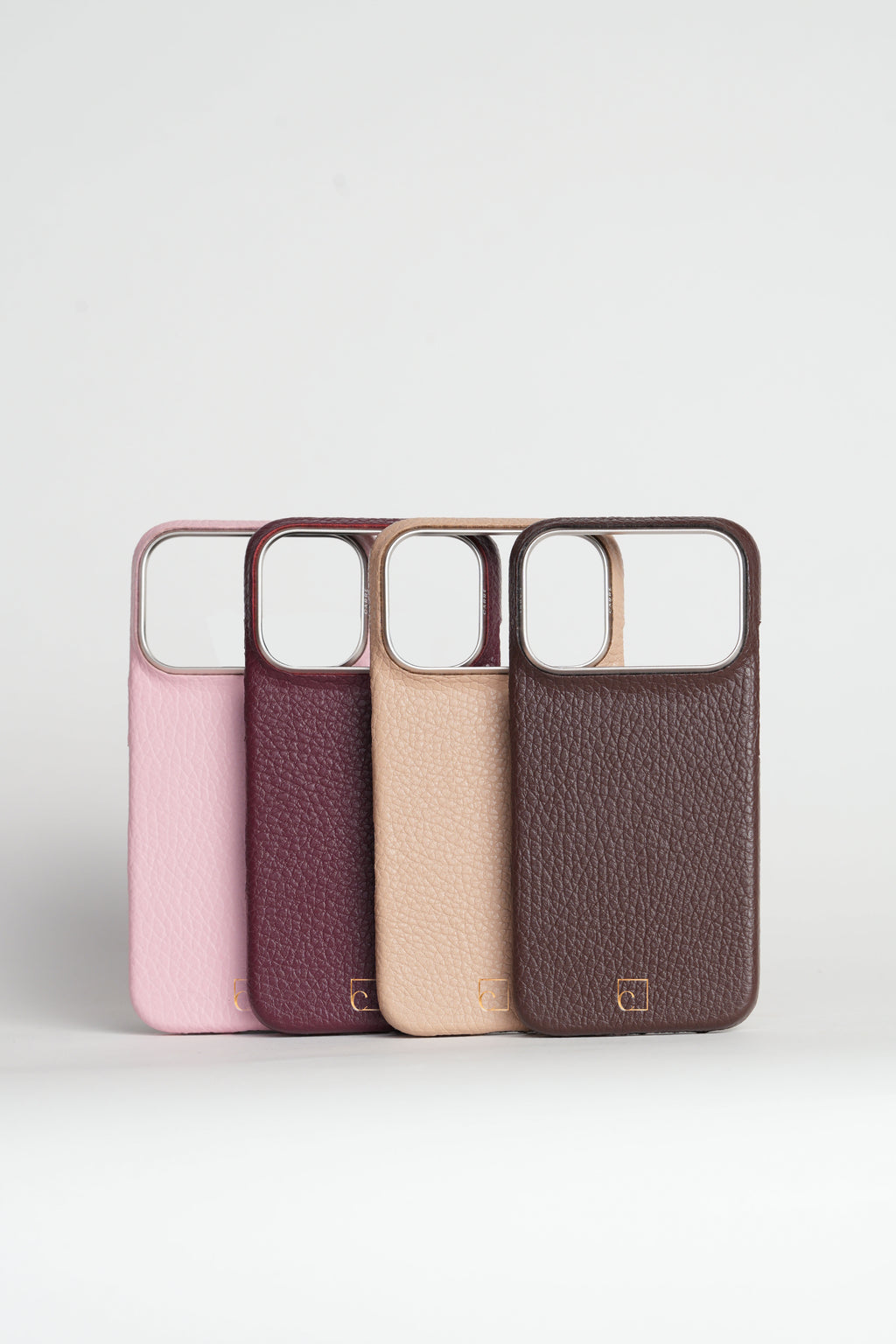 iPhone 16 Pro — Étui classique — Cuir de veau grainé