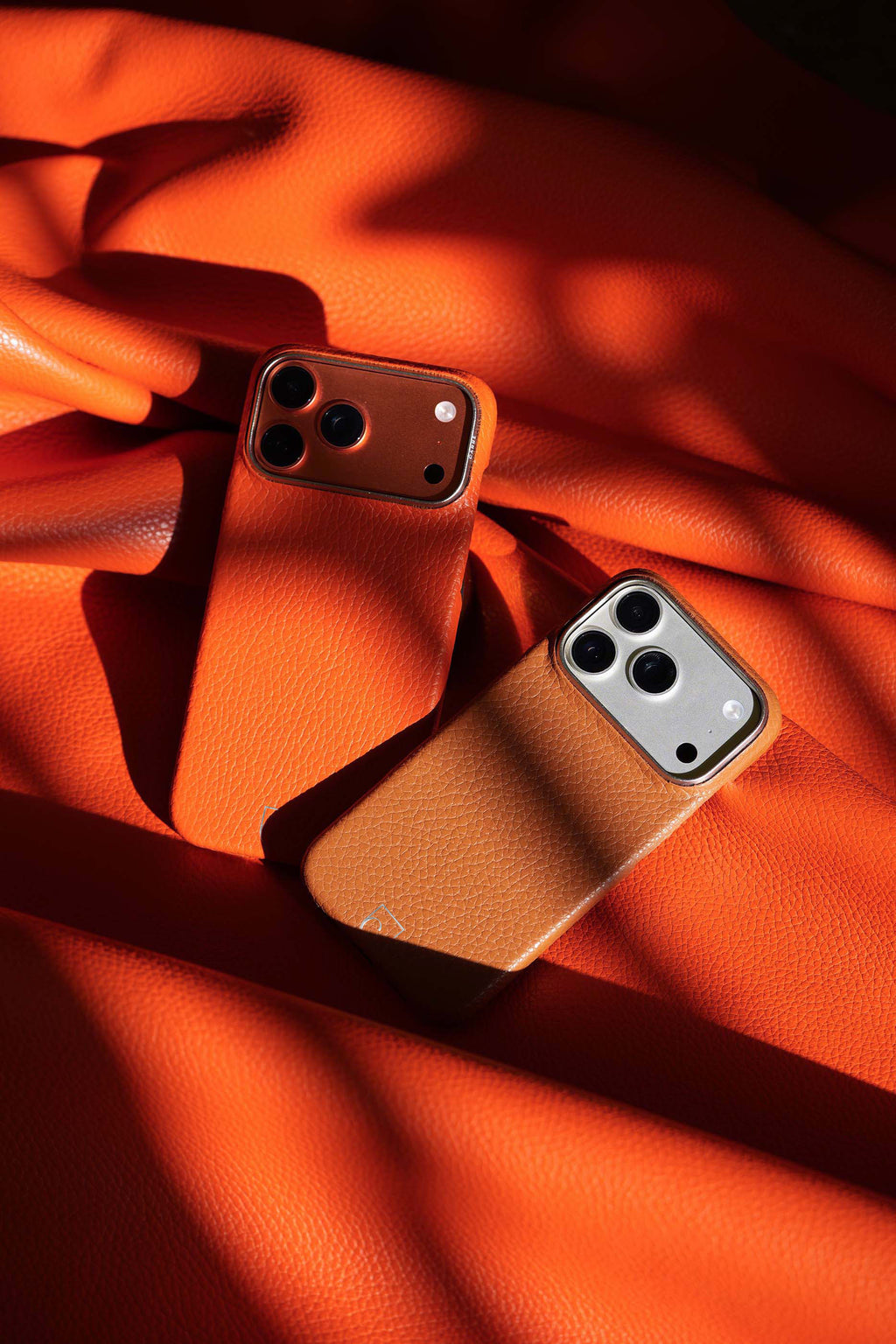 iPhone 16 Pro — Étui classique — Cuir de veau grainé