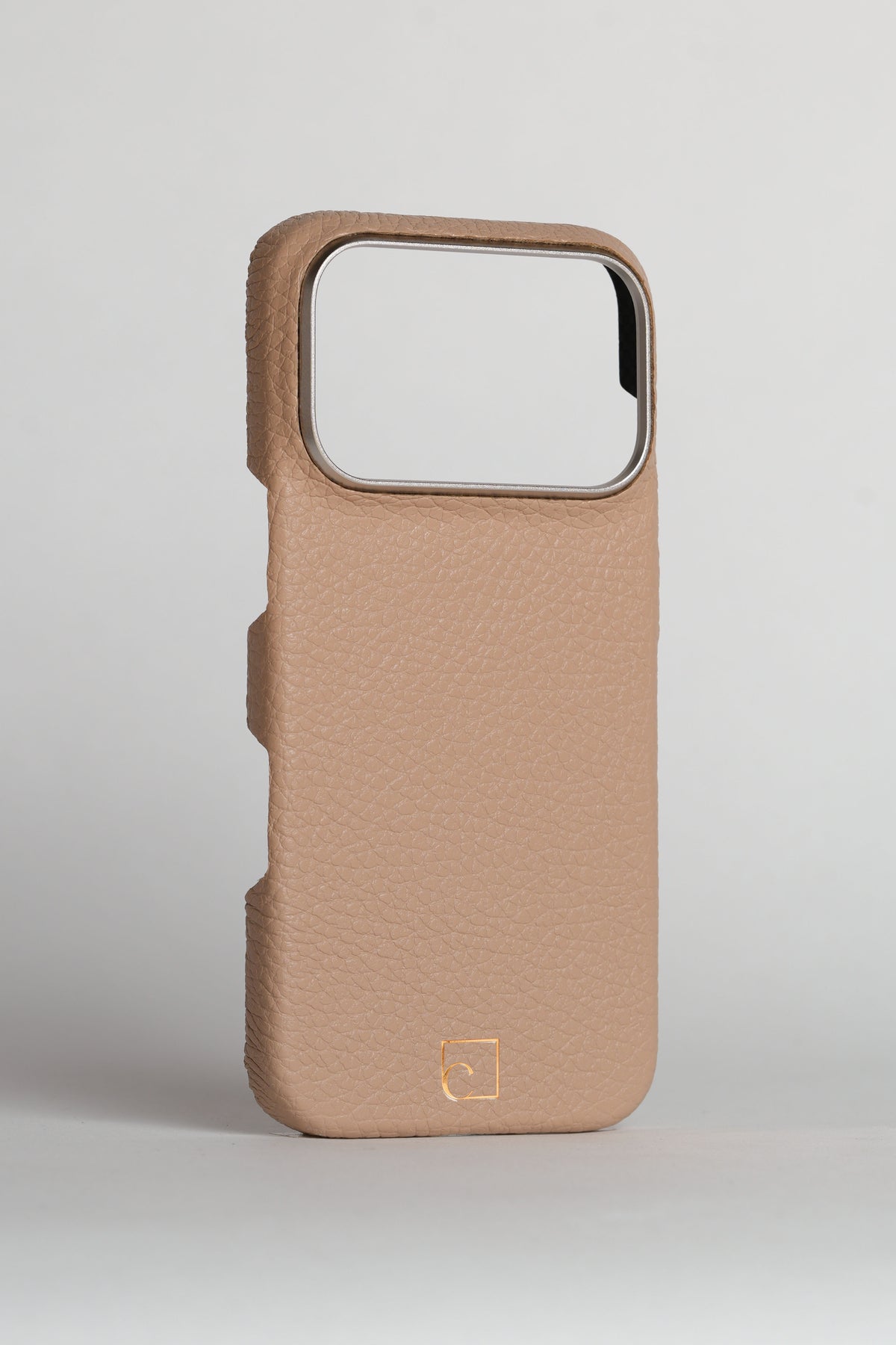 iPhone 16 Pro — Étui classique — Cuir de veau grainé